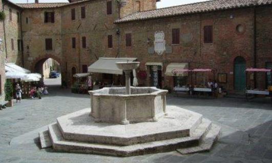 piazza umberto primo a panicale